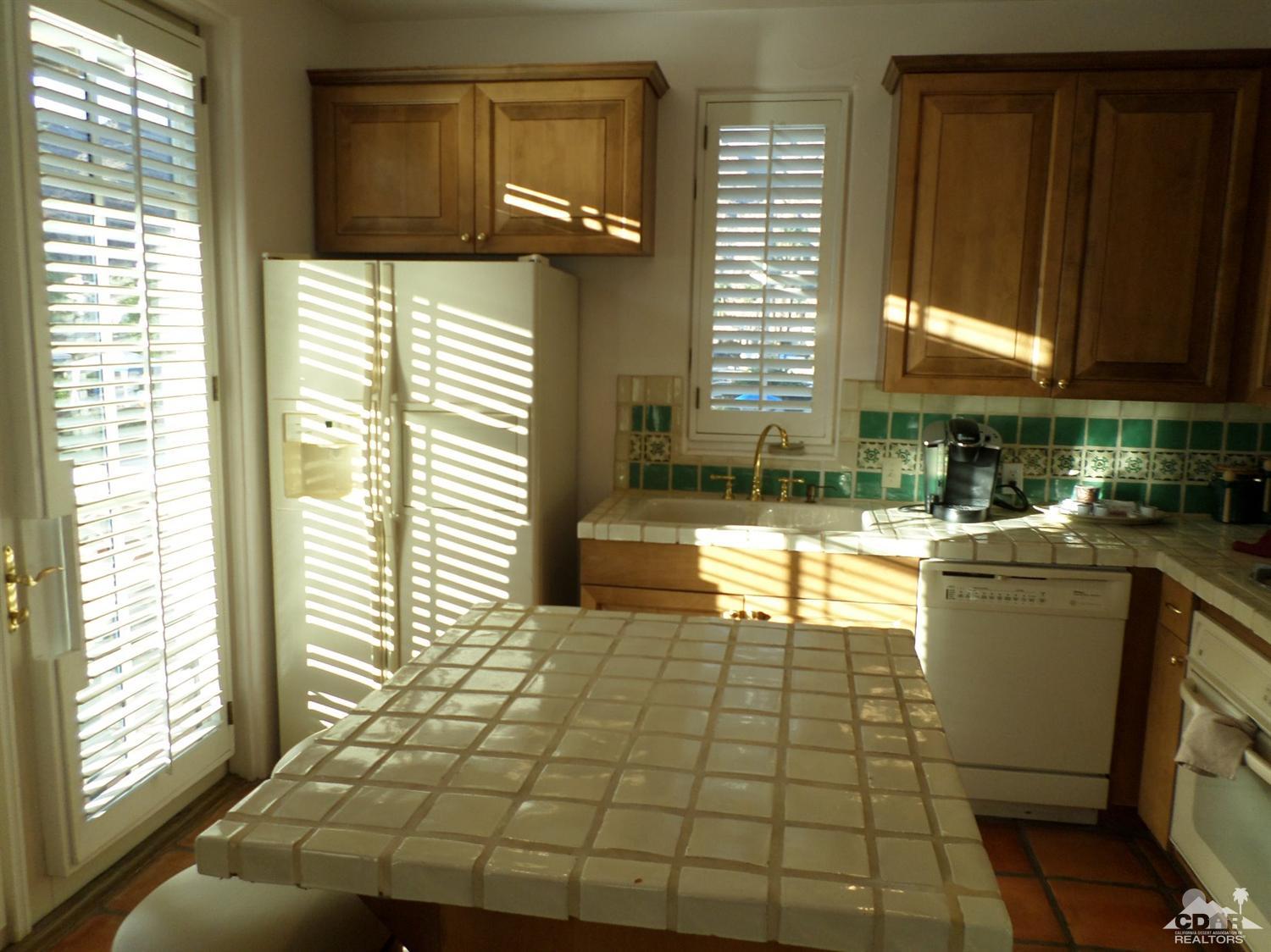 49442 Avenida Obregon, La Quinta, CA 92253