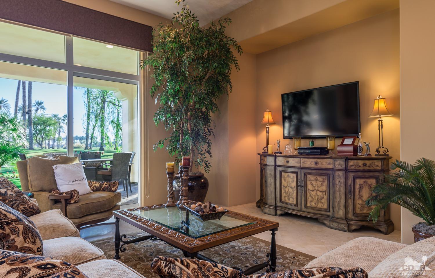 56738 Palms Drive, La Quinta, CA 92253