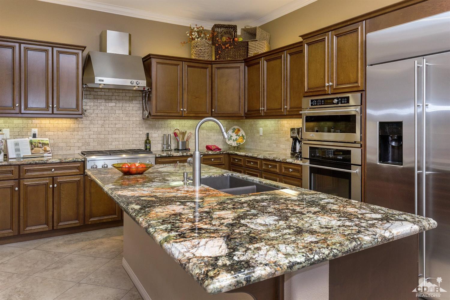 81212 Caspian Court, La Quinta, CA 92253