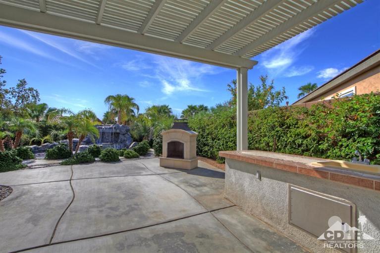 81207 Santa Rosa Court, La Quinta, CA 92253