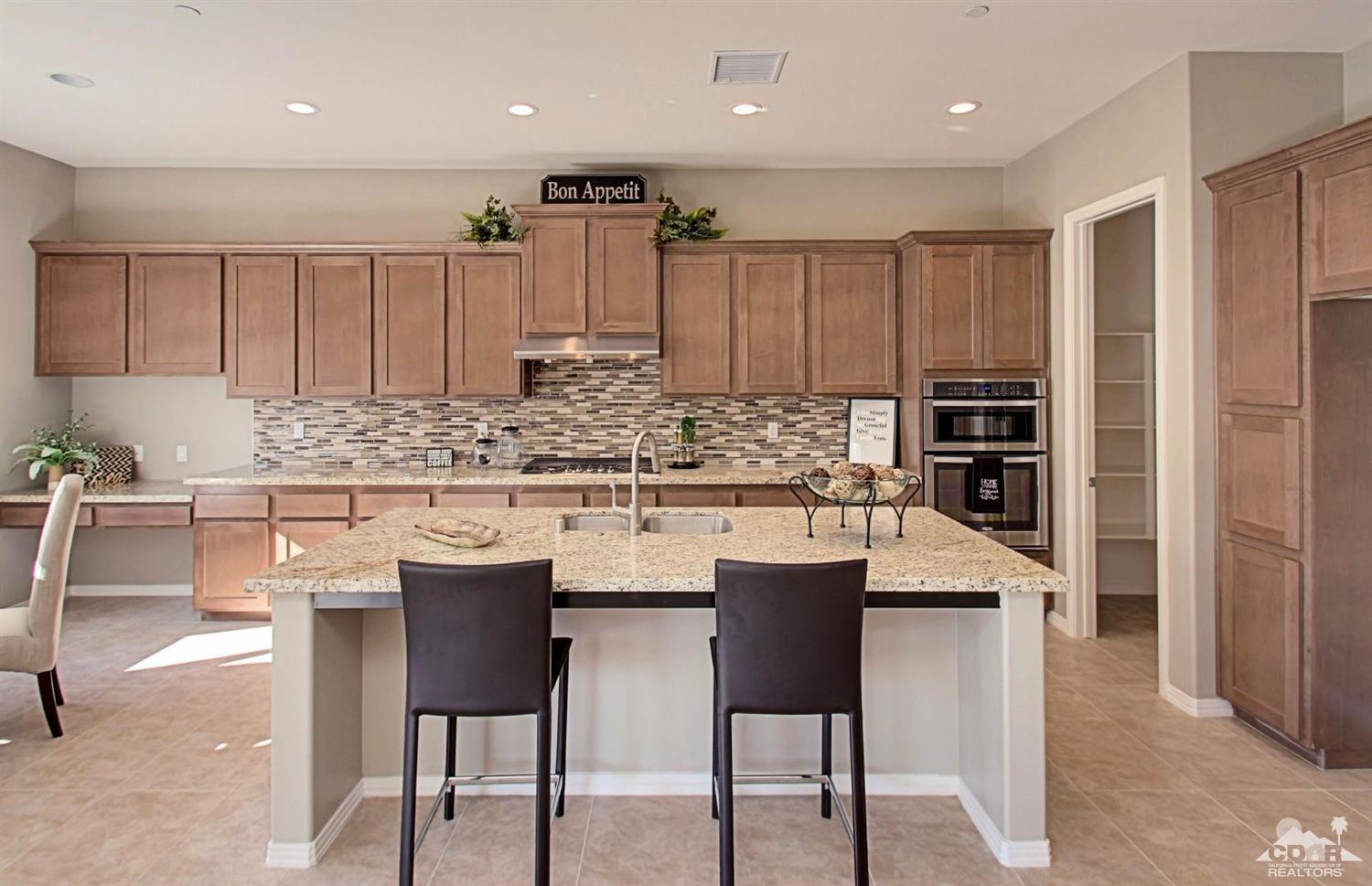 79155 Shadow Trail, La Quinta, CA 92253