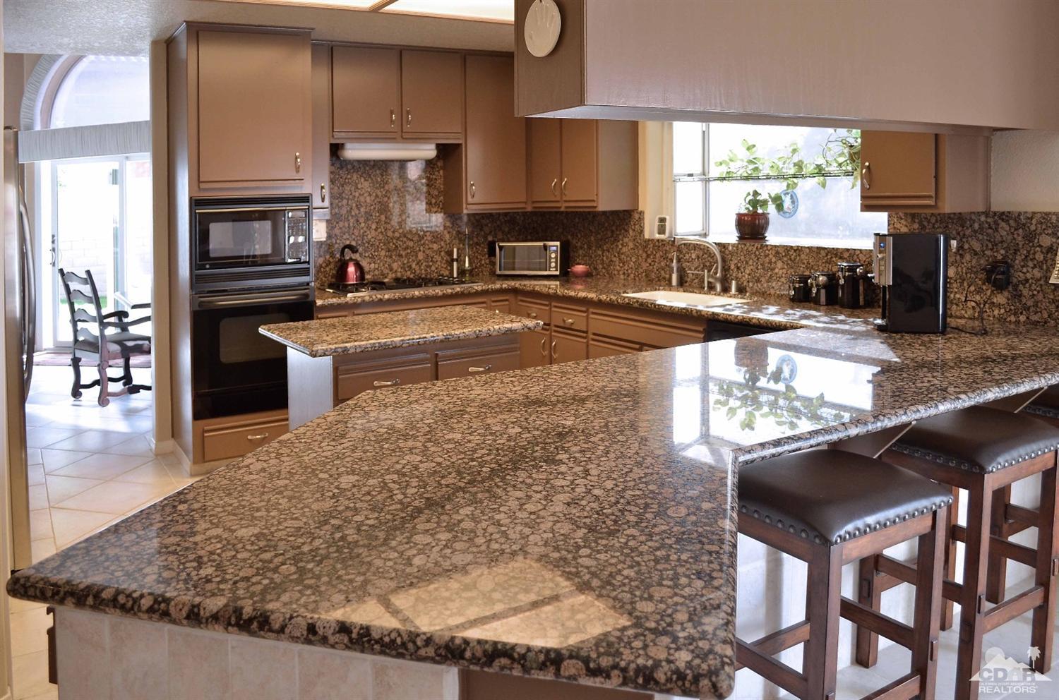 43755 Galaxy Drive, La Quinta, CA 92253