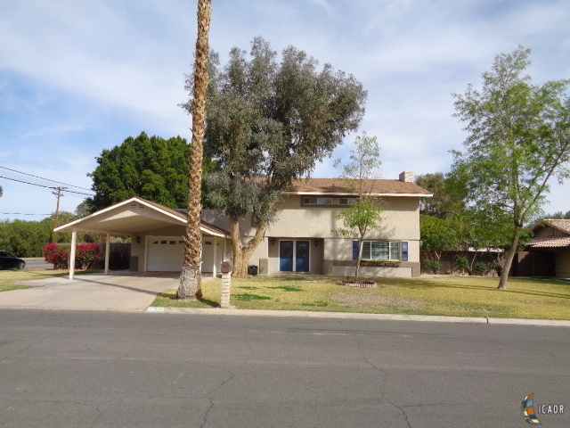 222 E First St