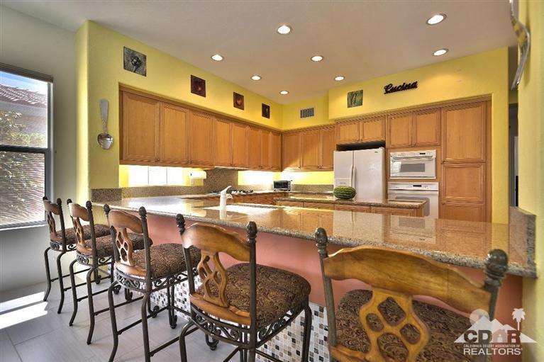 4 Brentwood Way, Palm Desert, CA 92260