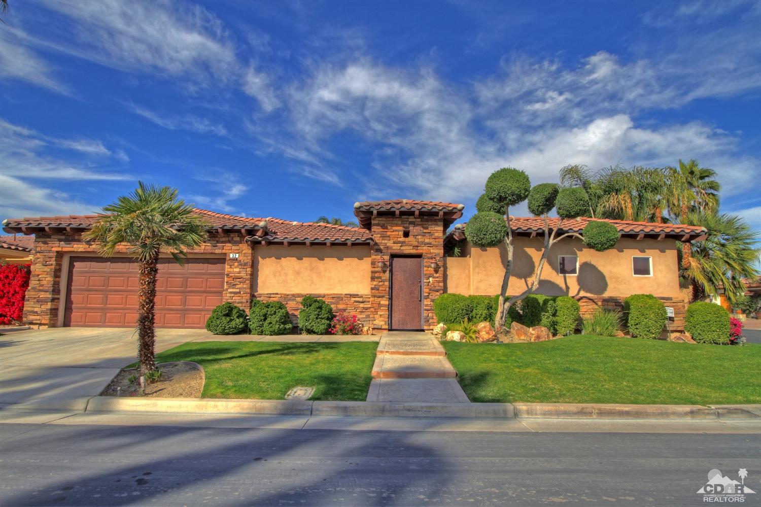 32 Via Amormio, Palm Desert, CA 92260