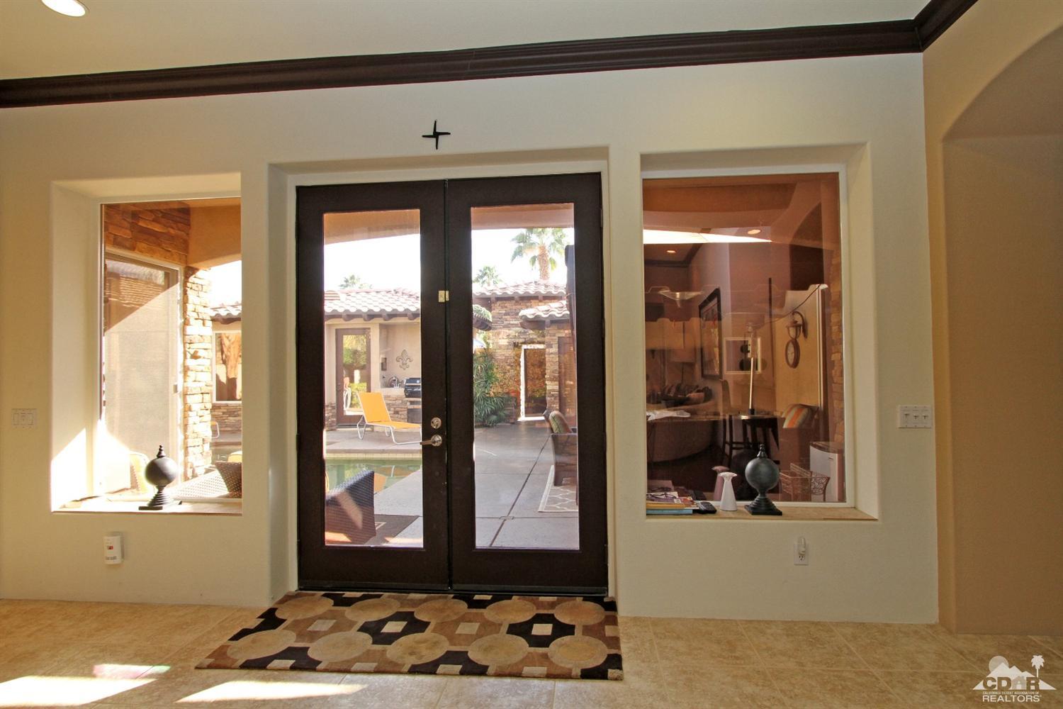 32 Via Amormio, Palm Desert, CA 92260