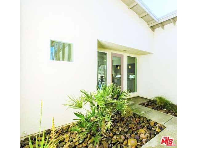 710EQUINOX Way, Palm Springs, CA 92262