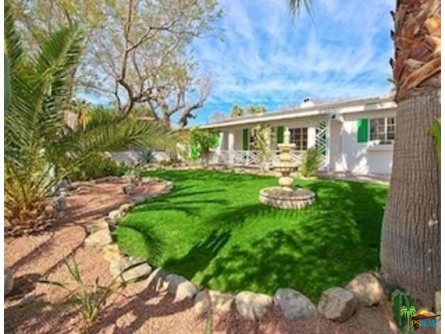 1040 East EL ALAMEDA, Palm Springs, CA 92262