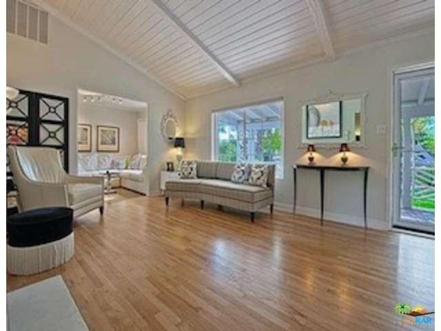 1040 East EL ALAMEDA, Palm Springs, CA 92262