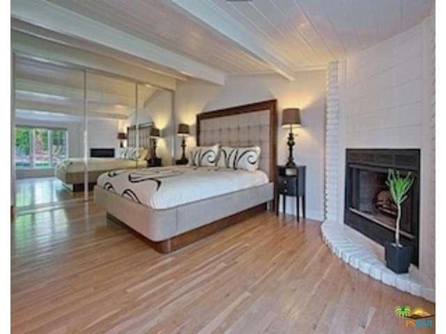 1040 East EL ALAMEDA, Palm Springs, CA 92262