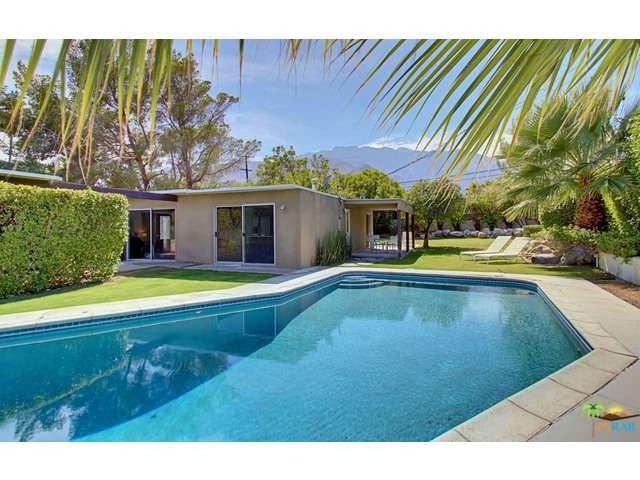 326 East LAUREL Circle, Palm Springs, CA 92262