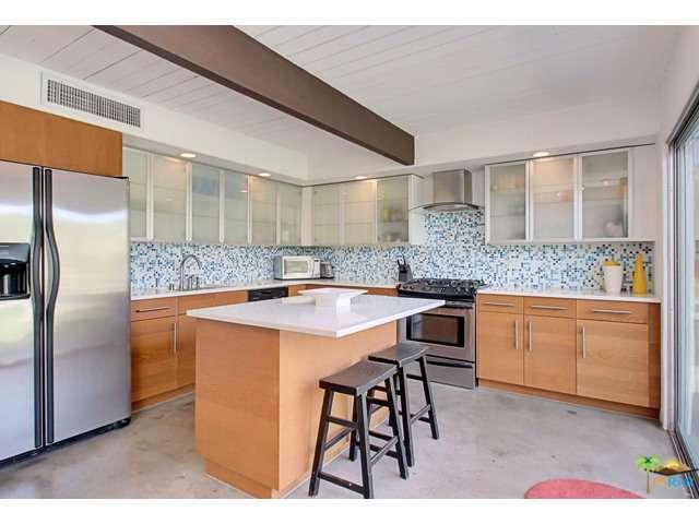 326 East LAUREL Circle, Palm Springs, CA 92262