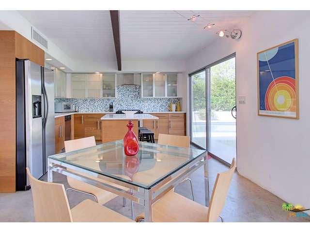 326 East LAUREL Circle, Palm Springs, CA 92262
