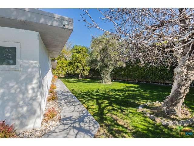 1690 East BUENA VISTA Drive, Palm Springs, CA 92262