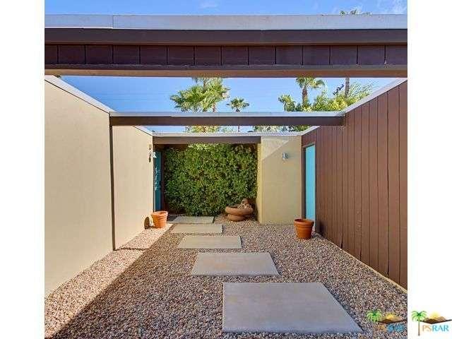 444 East DESERT WILLOW Circle, Palm Springs, CA 92262
