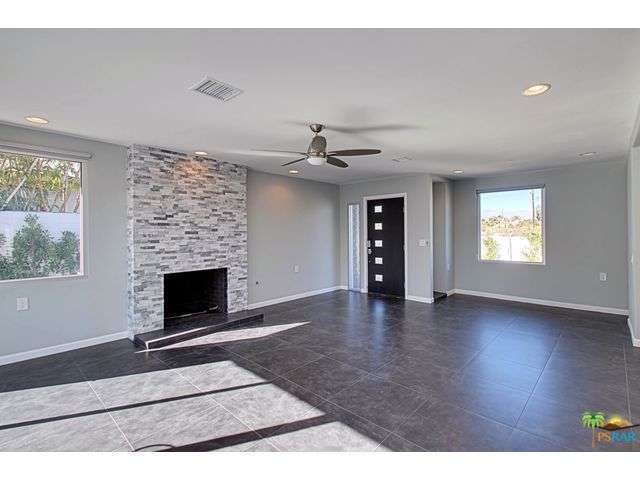 133 W San Carlos Rd, Palm Springs, United States 92262