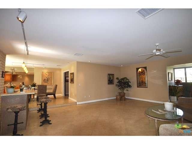 543 East MIRALESTE Court, Palm Springs, CA 92262