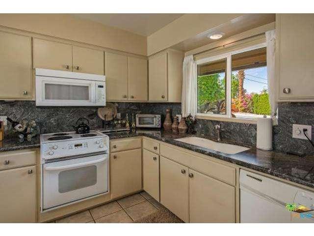 1691 East OCOTILLO Avenue, Palm Springs, CA 92264
