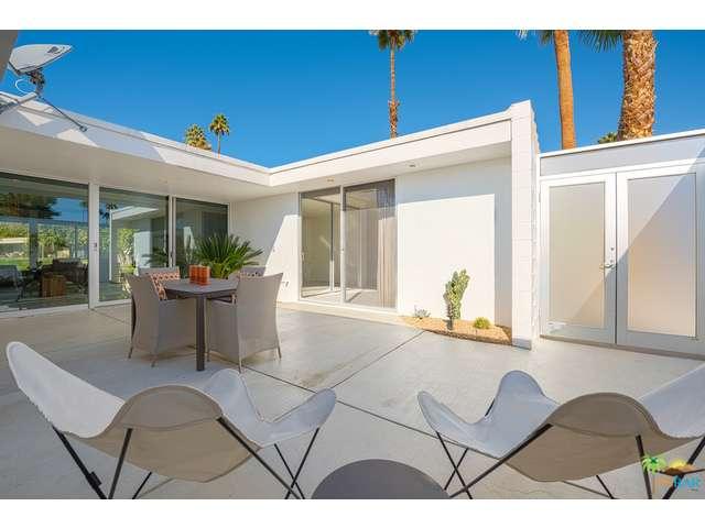 66LAKEVIEW Drive, Palm Springs, CA 92264