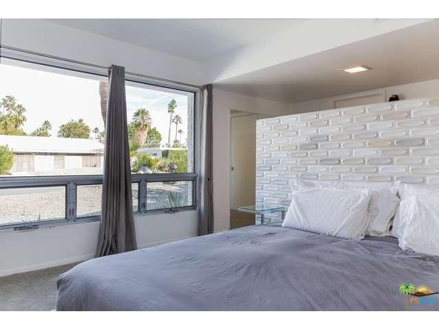 2033 South JOSHUA TREE Place, Palm Springs, CA 92264