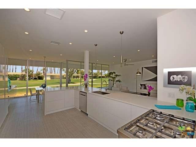 142EASTLAKE Drive, Palm Springs, CA 92264