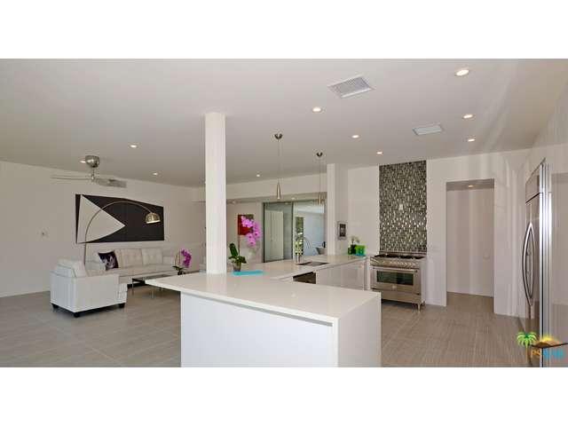 142EASTLAKE Drive, Palm Springs, CA 92264