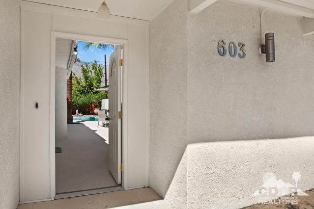 603 South El Cielo Road, Palm Springs, CA 92264