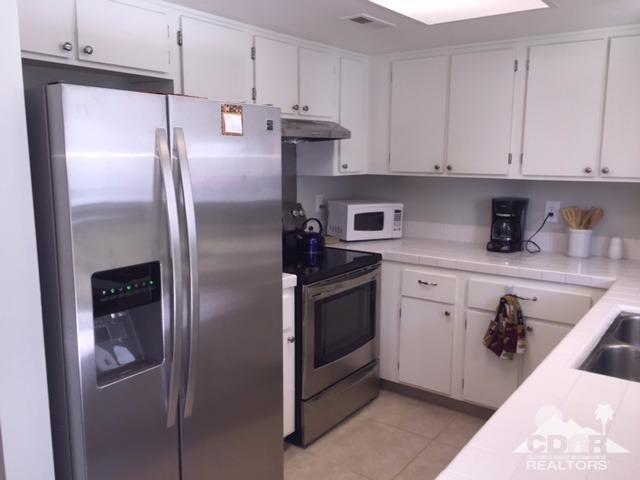 5301 East Waverly Drive, Palm Springs, CA 92264