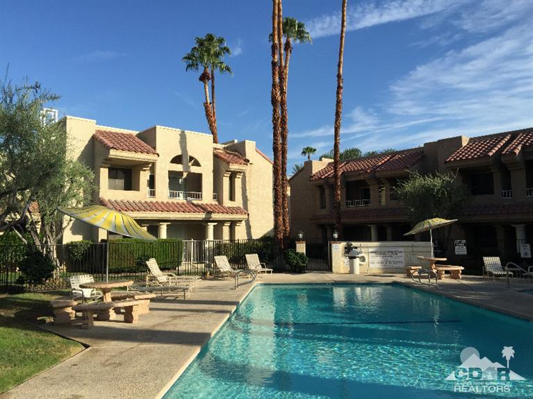 2700 Golf Club Drive, Palm Springs, CA 92264