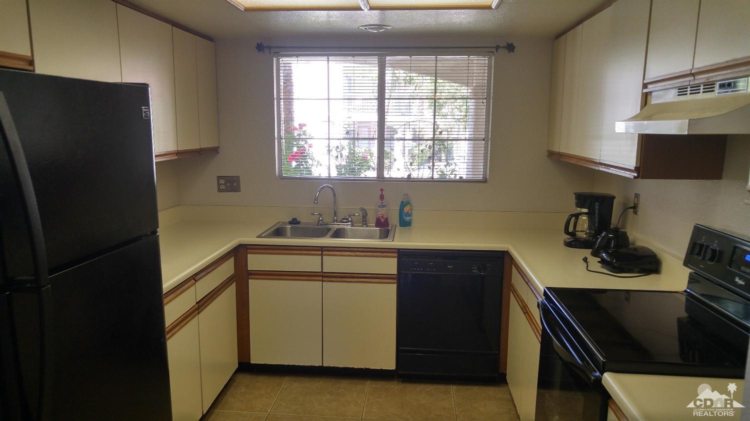 500 South S Farrel Drive, Palm Springs, CA 92264