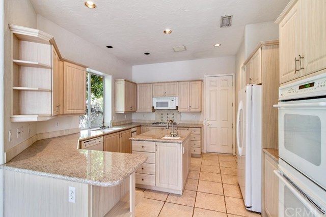 10 Macbeth Court, Rancho Mirage, CA 92270