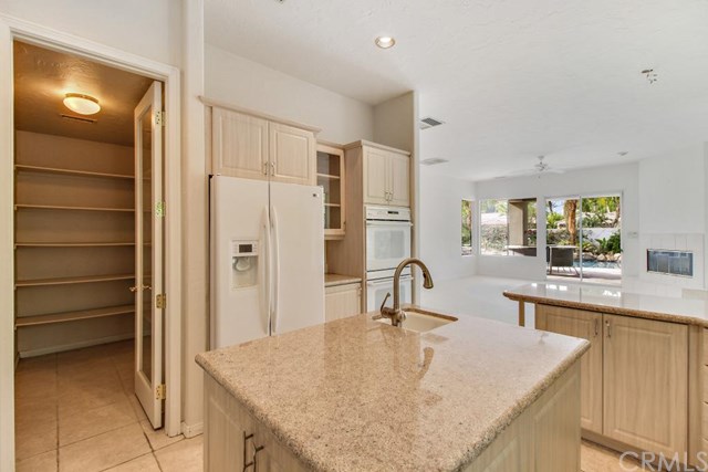 10 Macbeth Court, Rancho Mirage, CA 92270