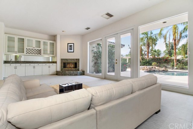10 Macbeth Court, Rancho Mirage, CA 92270