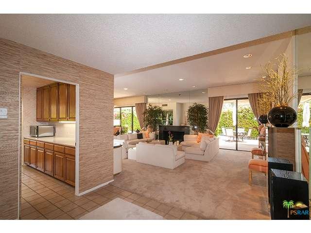 10 Briarcliff Ct