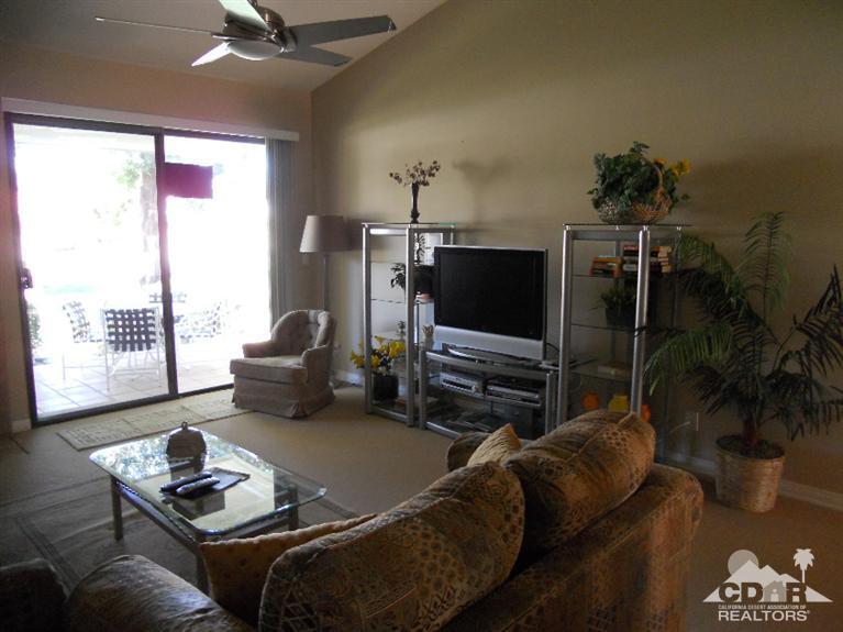 17 Majorca Dr
