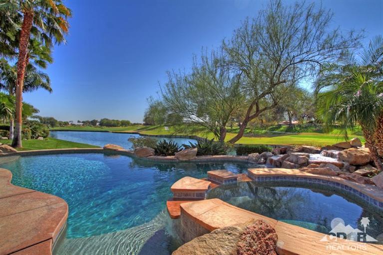 144 S Racquet Club Dr