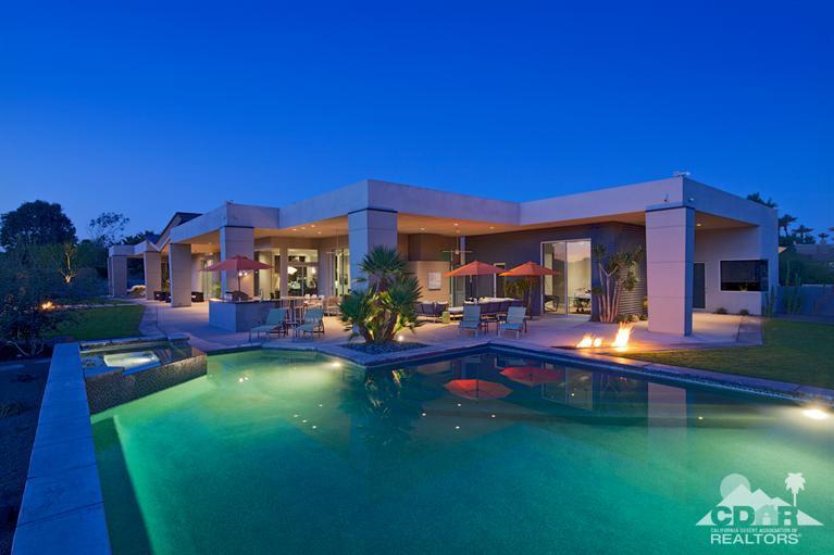 144 S Racquet Club Dr