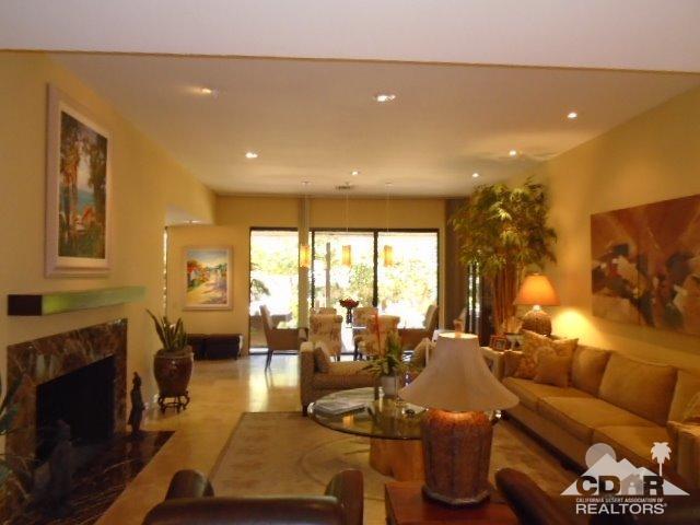 47 Colgate Dr