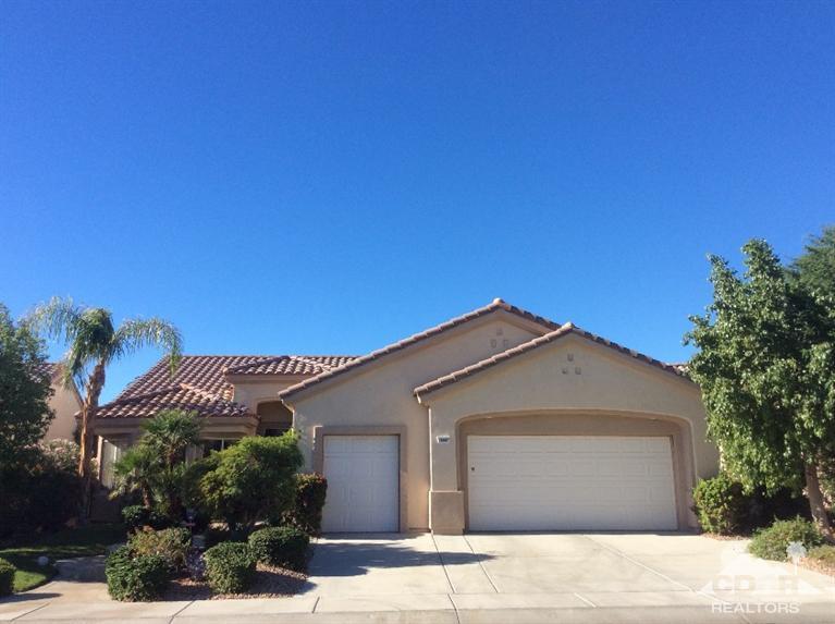 842 Inverness Dr