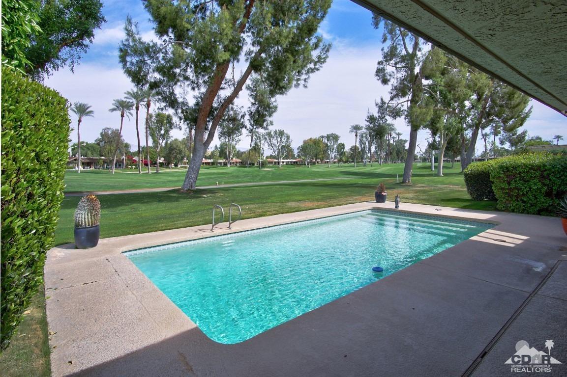 71341 Estellita Dr