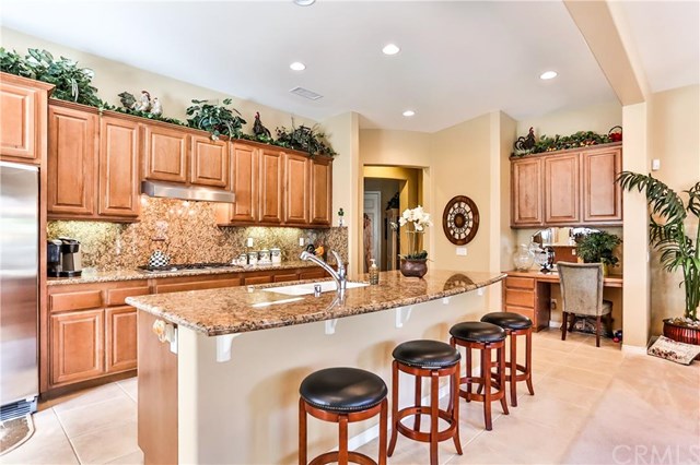 105 Shoreline Drive, Rancho Mirage, CA 92270