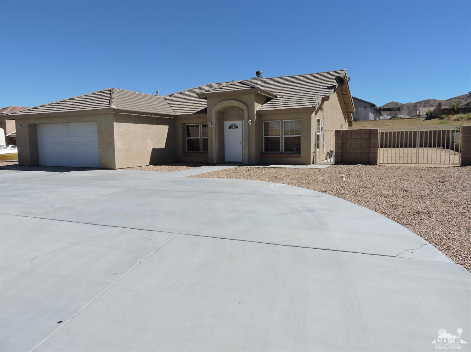 8609 Golden Meadow Drive, Yucca Valley, CA 92284