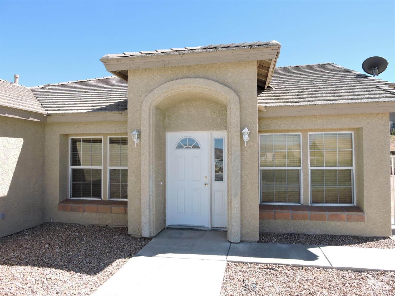 8609 Golden Meadow Drive, Yucca Valley, CA 92284