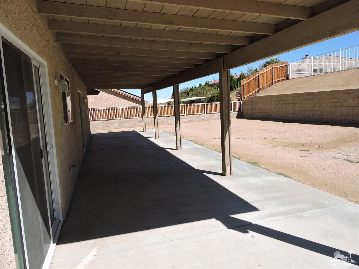 8609 Golden Meadow Drive, Yucca Valley, CA 92284