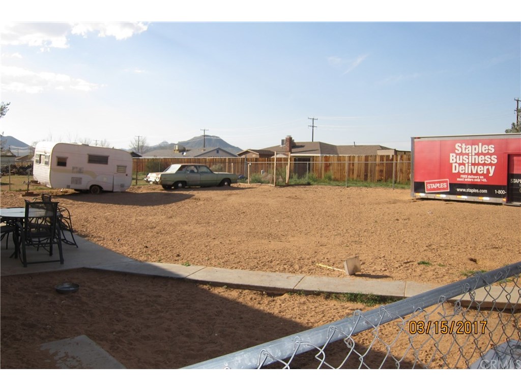 16754 Pauhaska Road, Apple Valley, CA 92307