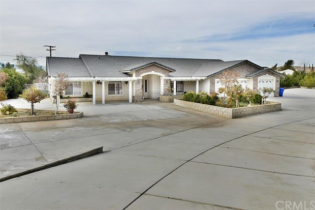 18481 Symeron Road, Apple Valley, CA 92307