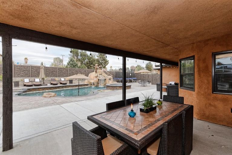 14985Apple Valley Road, Apple Valley, CA 92307