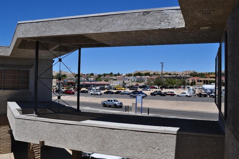 17993Hwy 18, Apple Valley, CA 92307