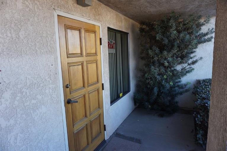 Apple Valley, CA 92307