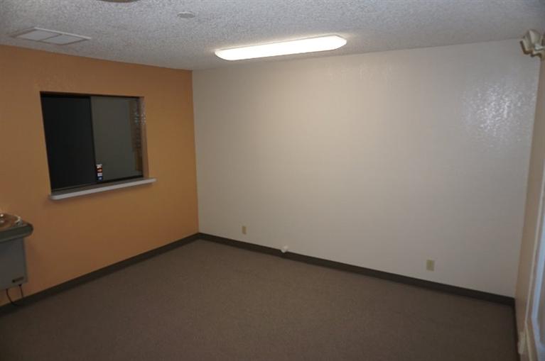 Apple Valley, CA 92307